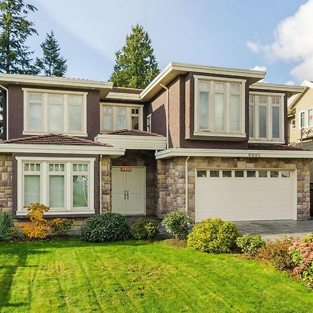Bed and Breakfast Imperial House Burnaby Esterno foto