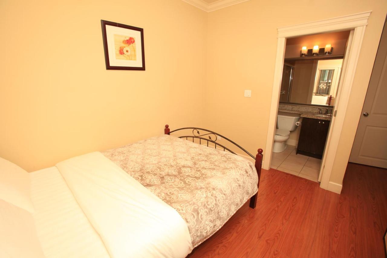 Bed and Breakfast Imperial House Burnaby Esterno foto