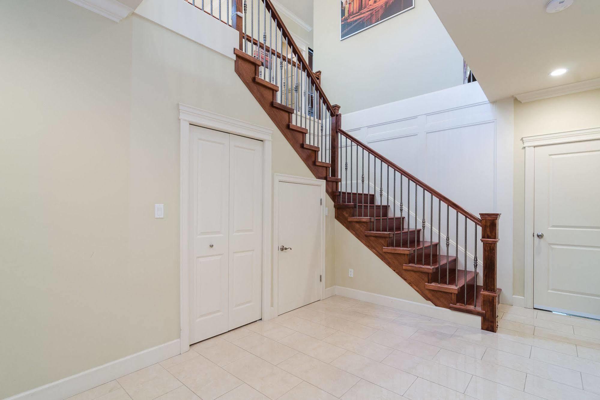 Bed and Breakfast Imperial House Burnaby Esterno foto